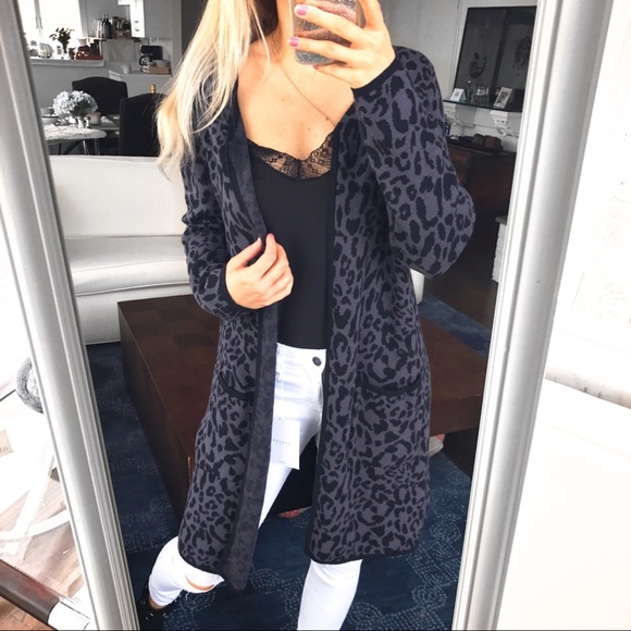 🆕 JONES NY ANIMAL PRINT MIDNIGHT BLACK CARDIGAN - Picture 2 of 8